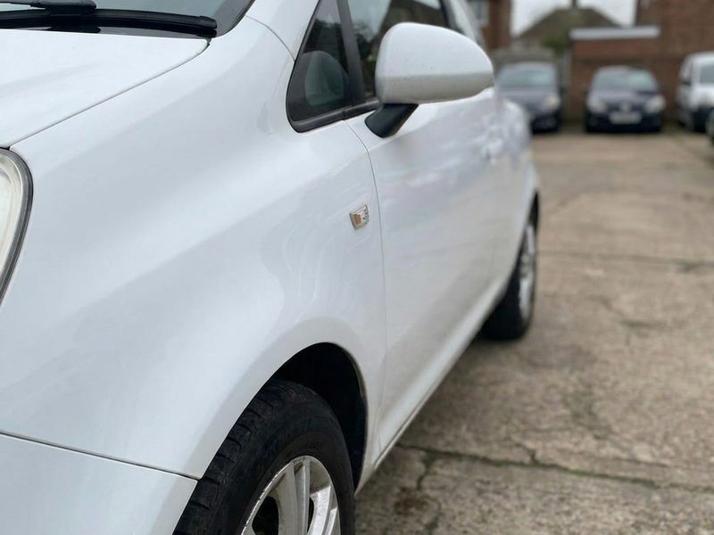 Retail-ready white panel after SMART repair